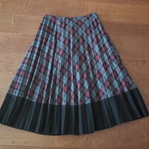 Marc le Bihan Plaid Pleated Wool Skirt